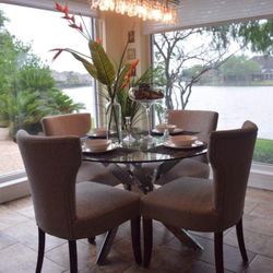 Breakfast Table With 4 Chairs