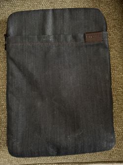 Incase Laptop Sleeve 