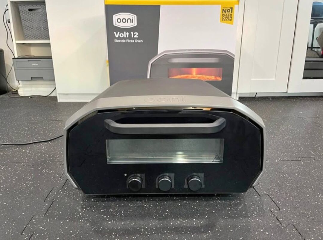 Ooni/electric~pizza~oven/with+box