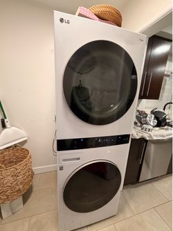 LG WashTower