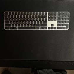 Apple Magic Keyboard With Touch ID And numeric keypad (With Original Packaging)