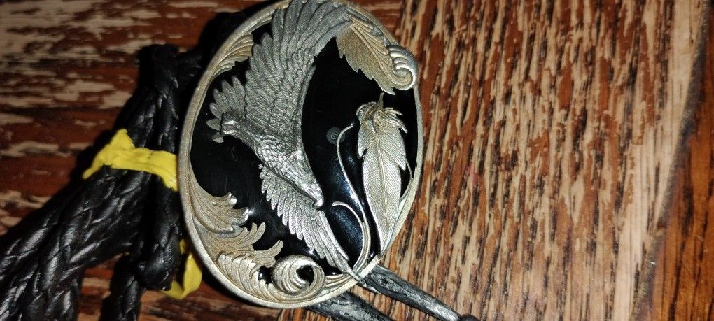 Siskiyou Soaring Eagle Diamond-Cut Large Bolo Tie,