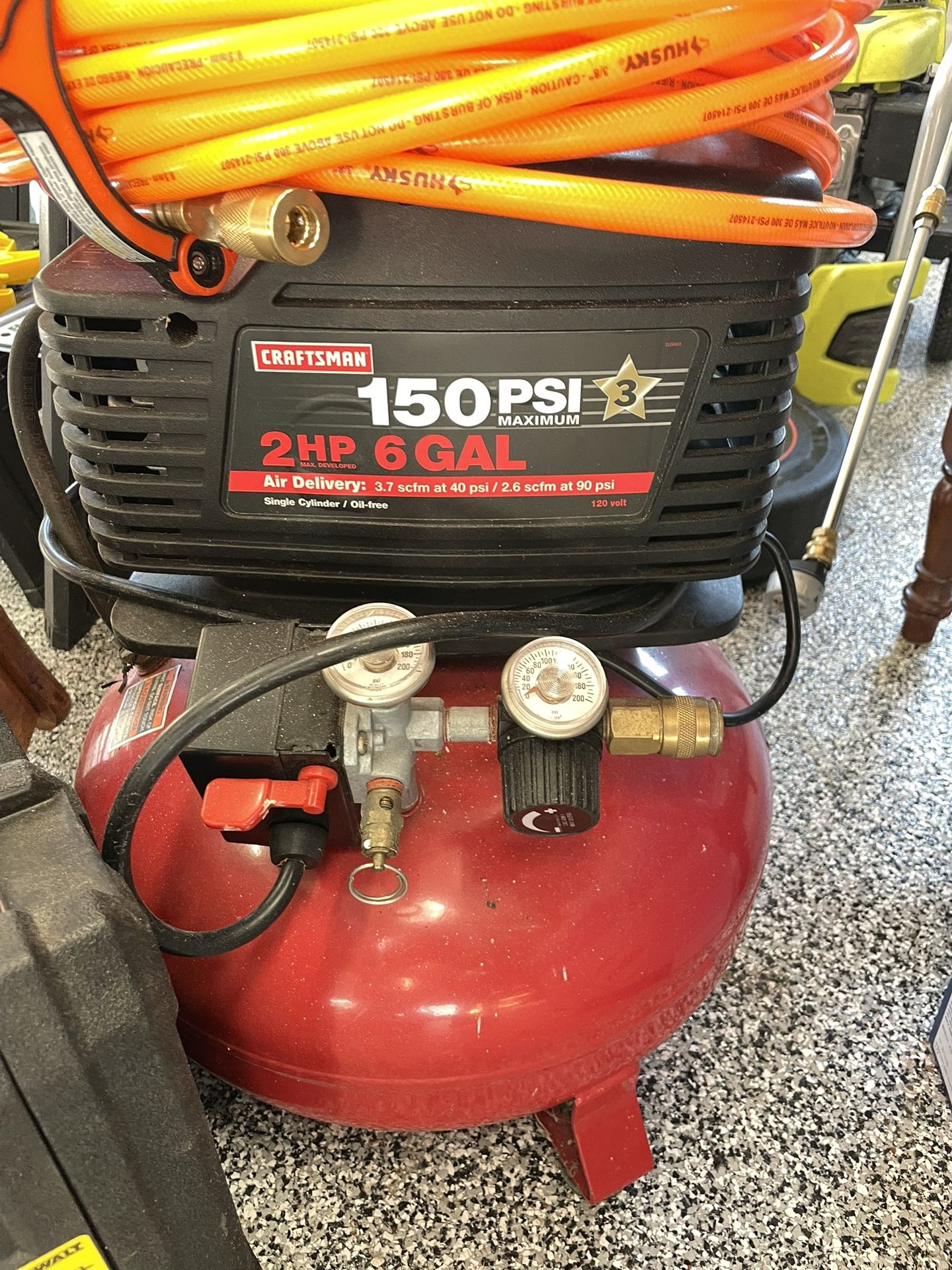 Air Compressor And Brad Gun And finish Nailer