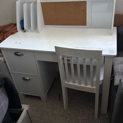 Kidkraft desk