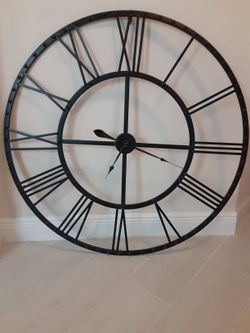 HAVARTYS LARGE WALL CLOCK/MFG HOLTZ