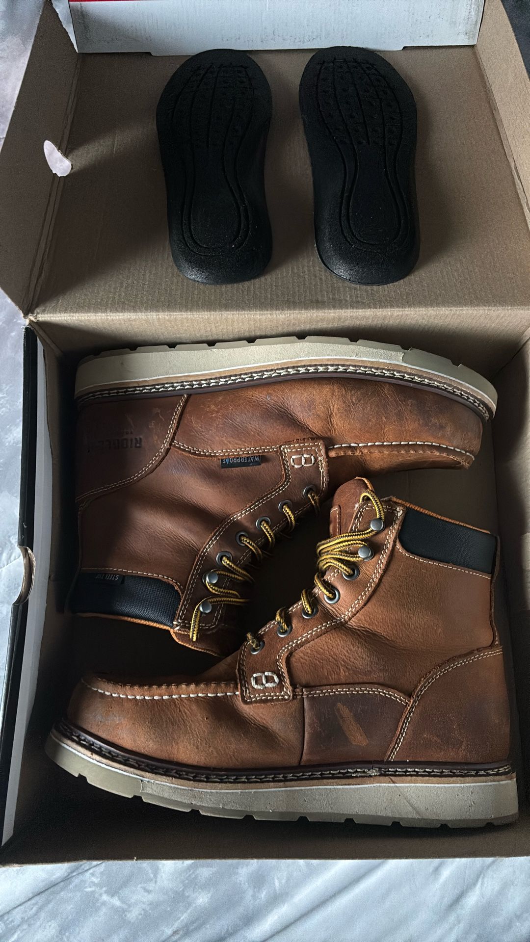 Ridge cut Boots