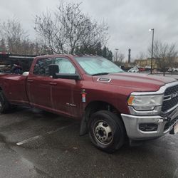 2022 Dodge Ram 3500 DRW Boghorn 278k no DPF issues, a lot good modifications
