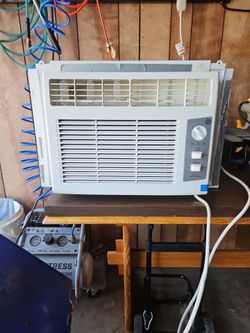 GE window air conditioner