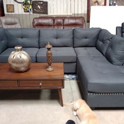 Sofas, Sectionals, Recliners And Living Rooms 