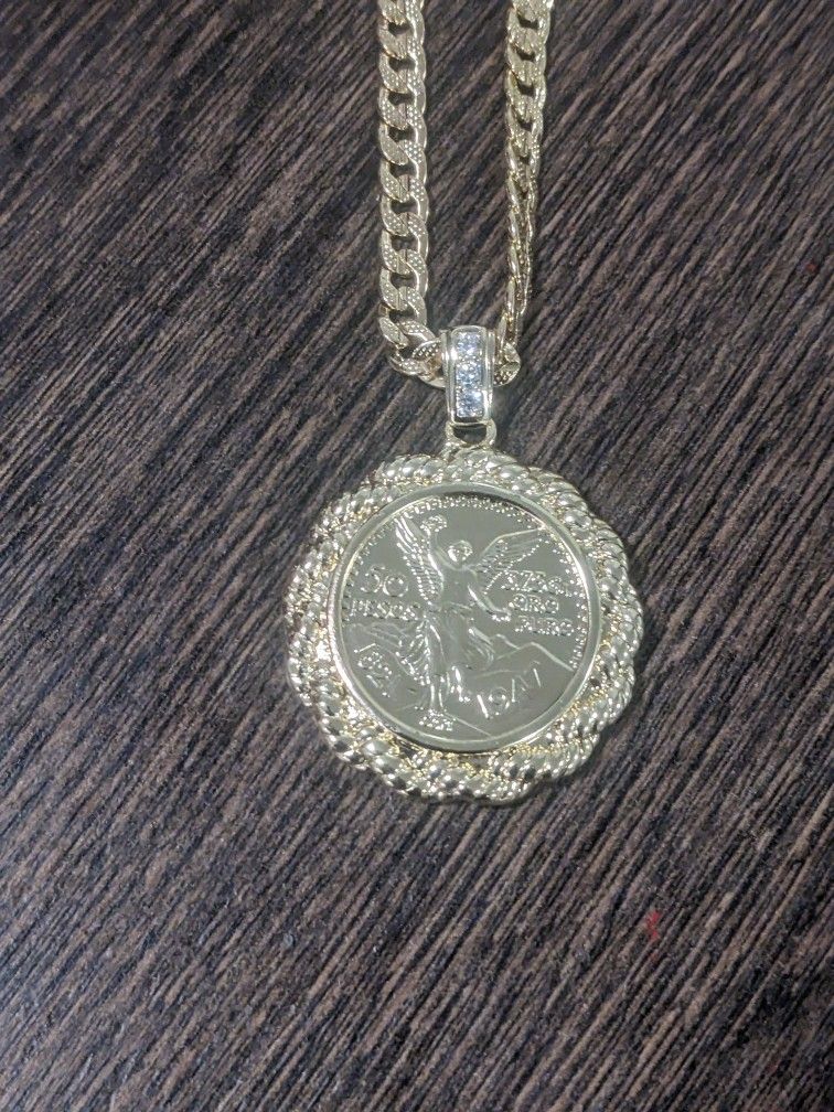 18k Gold Chain With Ring