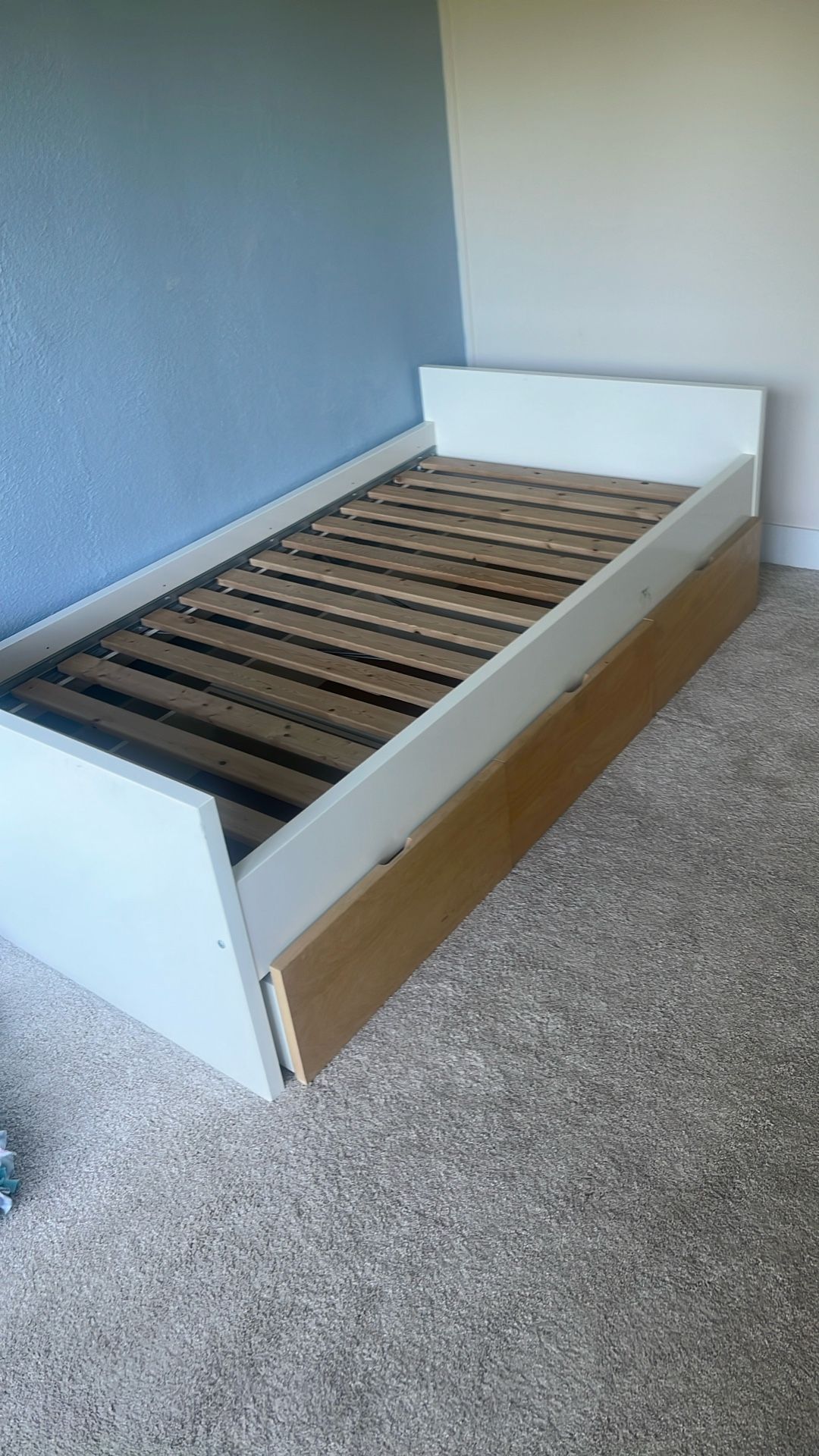 IKEA TWIN Bed Frame (Lade) With Drawers.