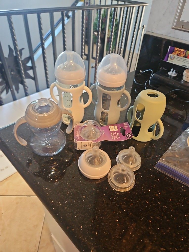 Used Glass Baby Bottles 