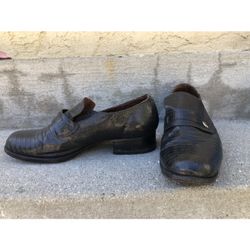 Iguana skin shoes