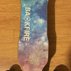  Custom Electric Mountain Board – Dual Motor – 10Ah – Helmet Included
