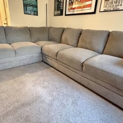 Sectional Couch 