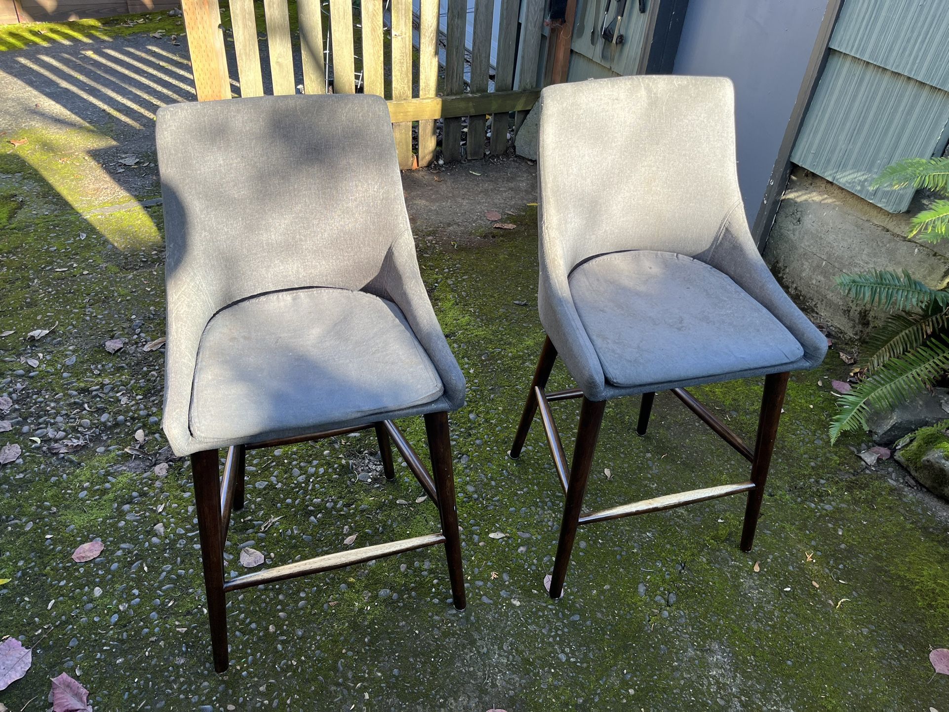 Free Bar Stools