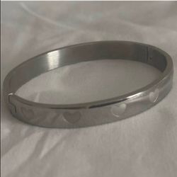 Silver Heart-Engraved Bangle Bracelet