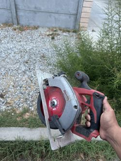 Milwaukee Skillsaw
