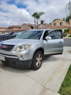 2011 GMC Acadia