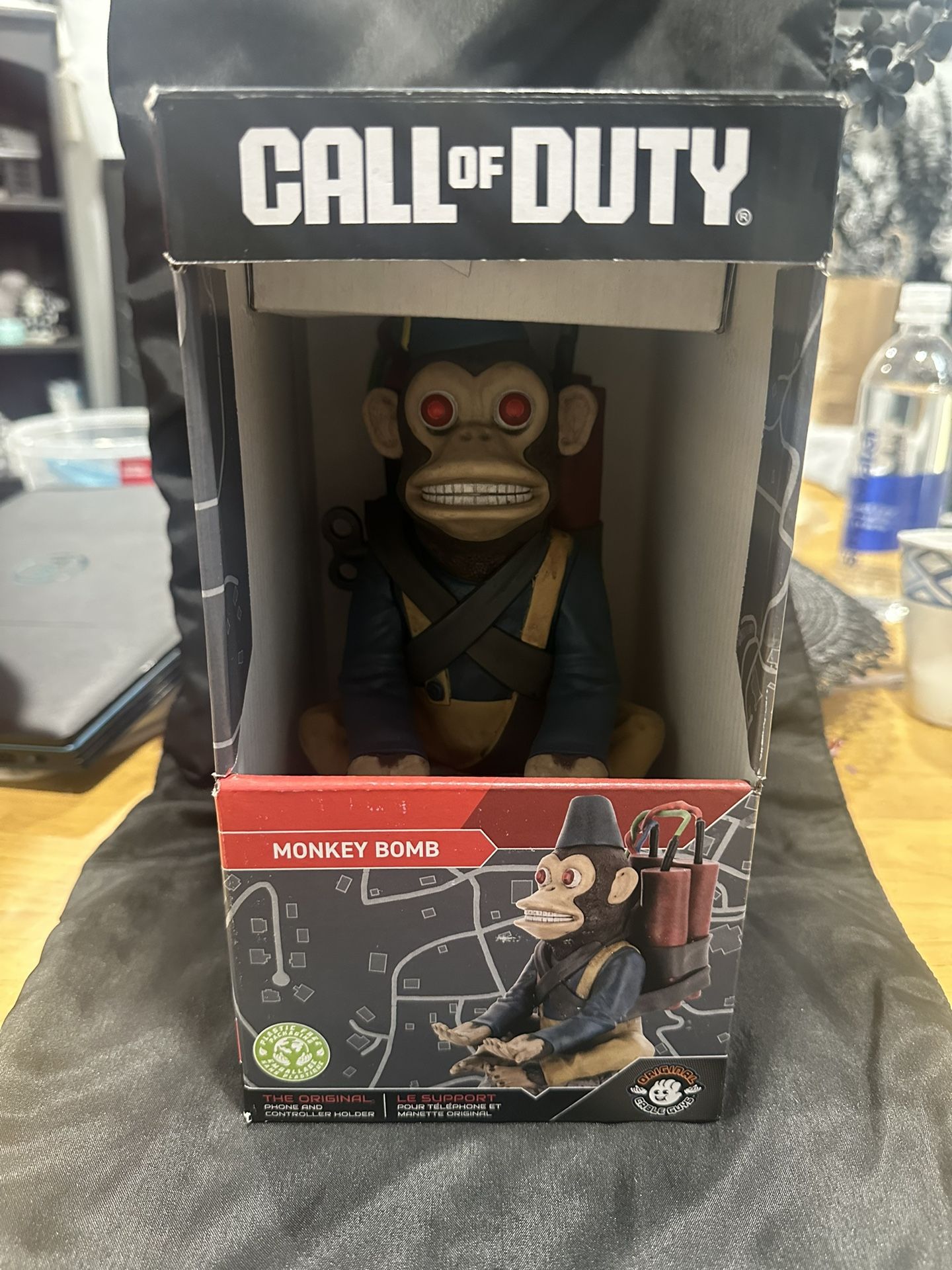 Call Of Duty Monkey Bomb Phone/controller Holder