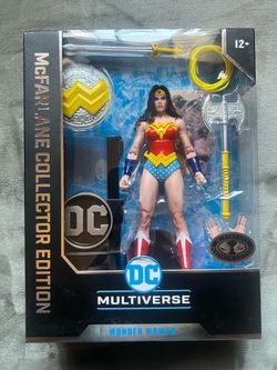 McFarlane DC Multiverse Wonder Woman Collector Edition Figure