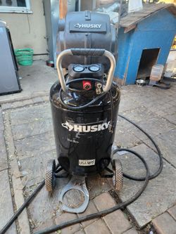 Shop Husky
1.7 HP, 200 PSI, 30 Gal., 5.1 SCFM 90 PSI, Single-Stage, Oil Free Portable Vertical Electric Air Compressor
Questions &