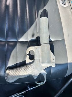 WW-2 flare gun