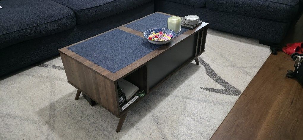 Coffee Table Free