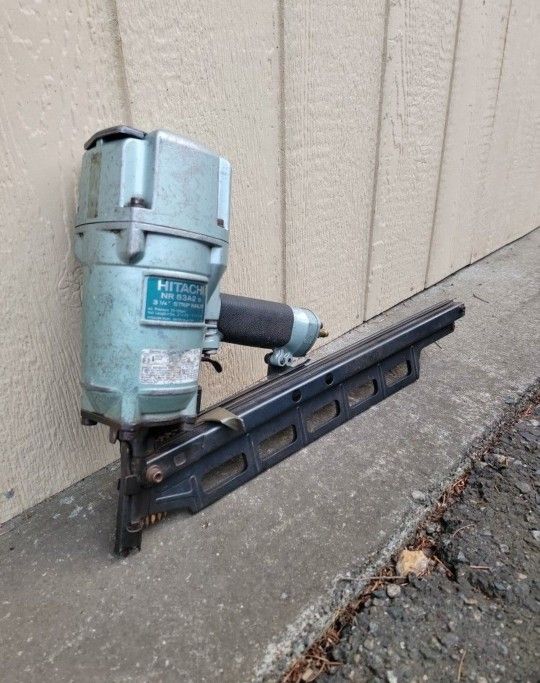 HITACHI FRAMING NAILER MOD# NR 83A2 S MADE IN JAPAN
