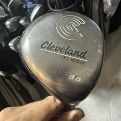Cleveland Launcher ti460 driver 9.5 deg in rh Graphite shaft in stiff