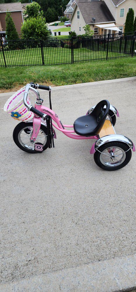 Schwinn Roadster Tricycle for Toddlers (Pink)