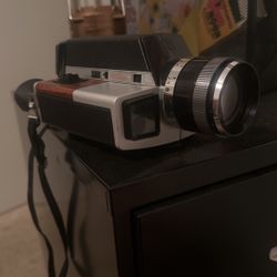 Vintage Kodak  Movie Camera XL340 