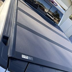 Hard Folding Tonneau Cover