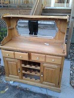 Wine cabinet vintage