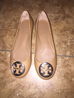 Tory Burch flats size 6 1/2 M