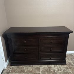 TV Stand/dresser