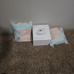 Camille Double Breast Pump With 720  Milk Bags..Never Opened..