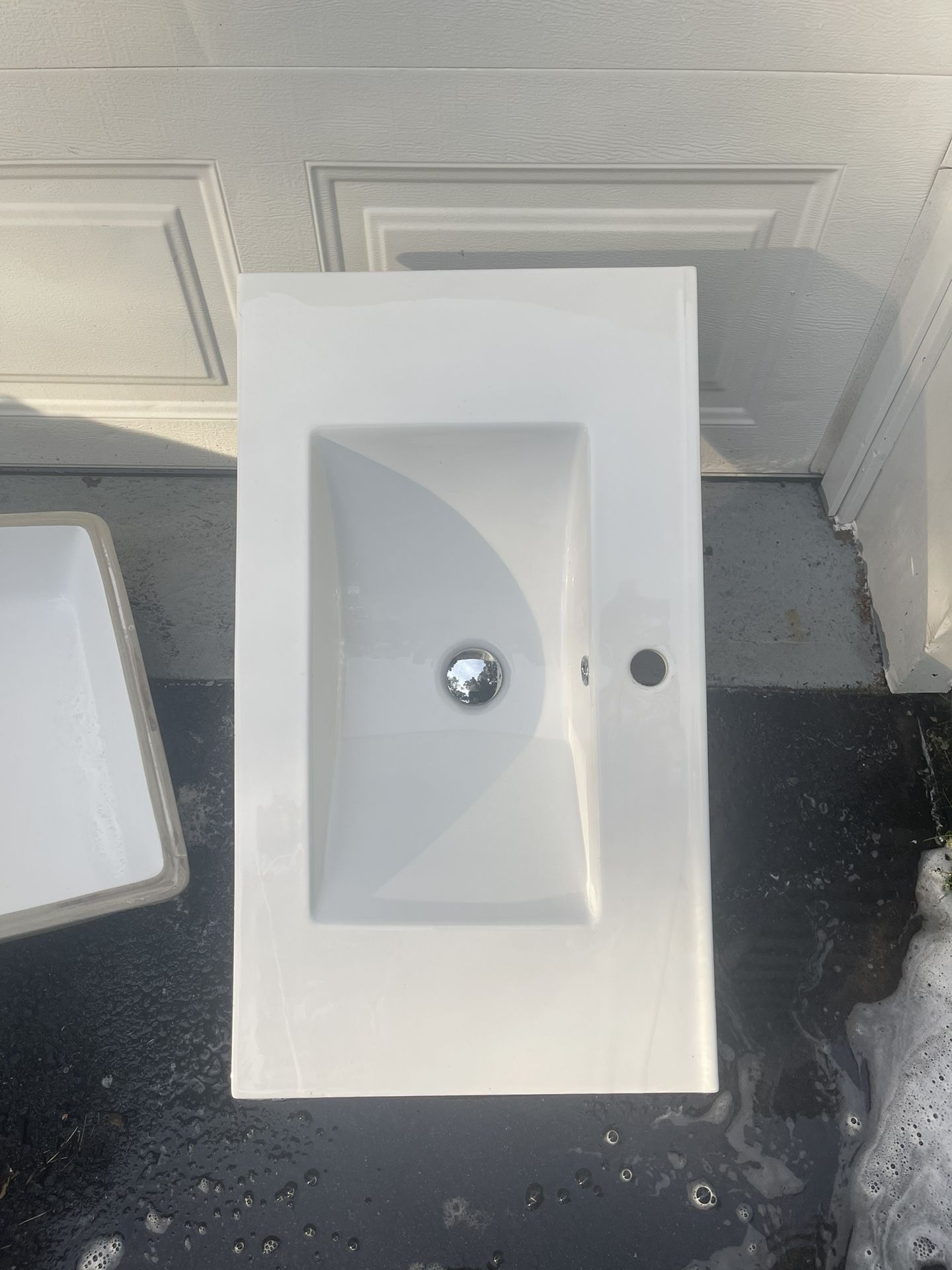 Porcelain Vanity Sink Top for Sale in Norwood, NJ OfferUp