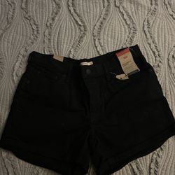 Levi’s Women Shorts