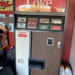 Vintage Coke Machine 