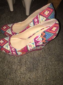 Brand New Tribal print Wedges