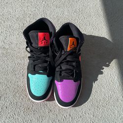 Nike Air Jordan’s - Boys Size 6Y - Fits W Size 7.5 $50