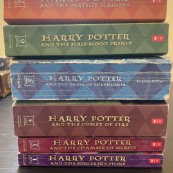 6/7 Harry Potters Paperbacks