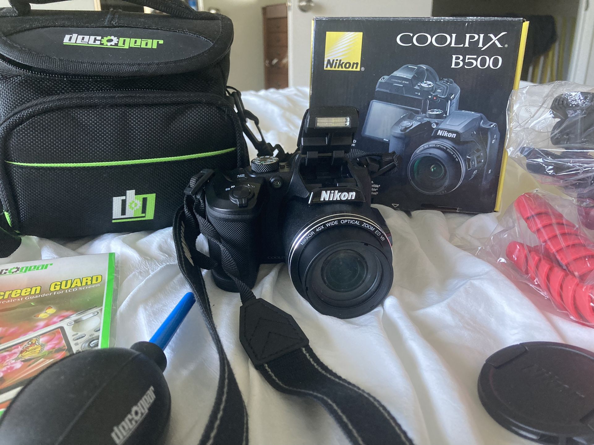 Nikon Coolpix B500 With Accessories
