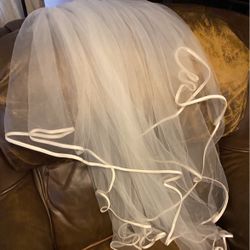Fingertip Length Double Layer Ivory Bridal Veil 