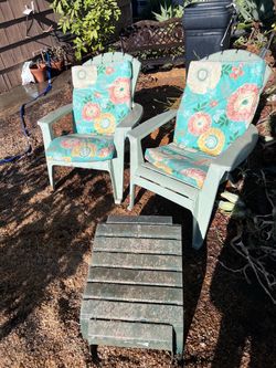 Free - Plastic Garden Furniture