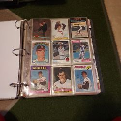 COMPLETE INCLUDING  ROOKIE CARD NOLAN RYAN COLLECTION 