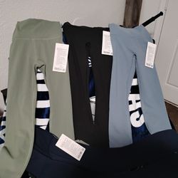 Best Deal Ever Lululemon 5 Size 0 An 1 Size 8 1size 2