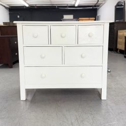 White Pottery Barn Kendall 6 Drawer Dresser