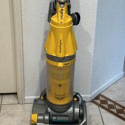  The Dyson, Vacuum, DC-07